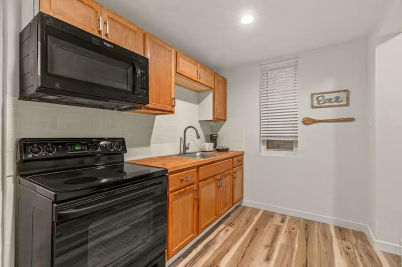 Urban Chic Apartments Near Center City 필라델피아 외부 사진